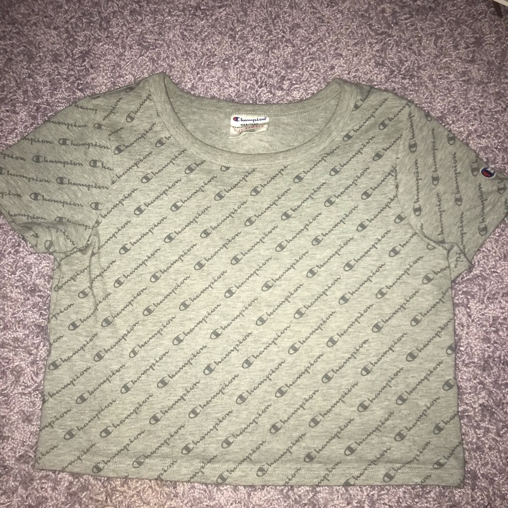 Champion Logo cropped Tee